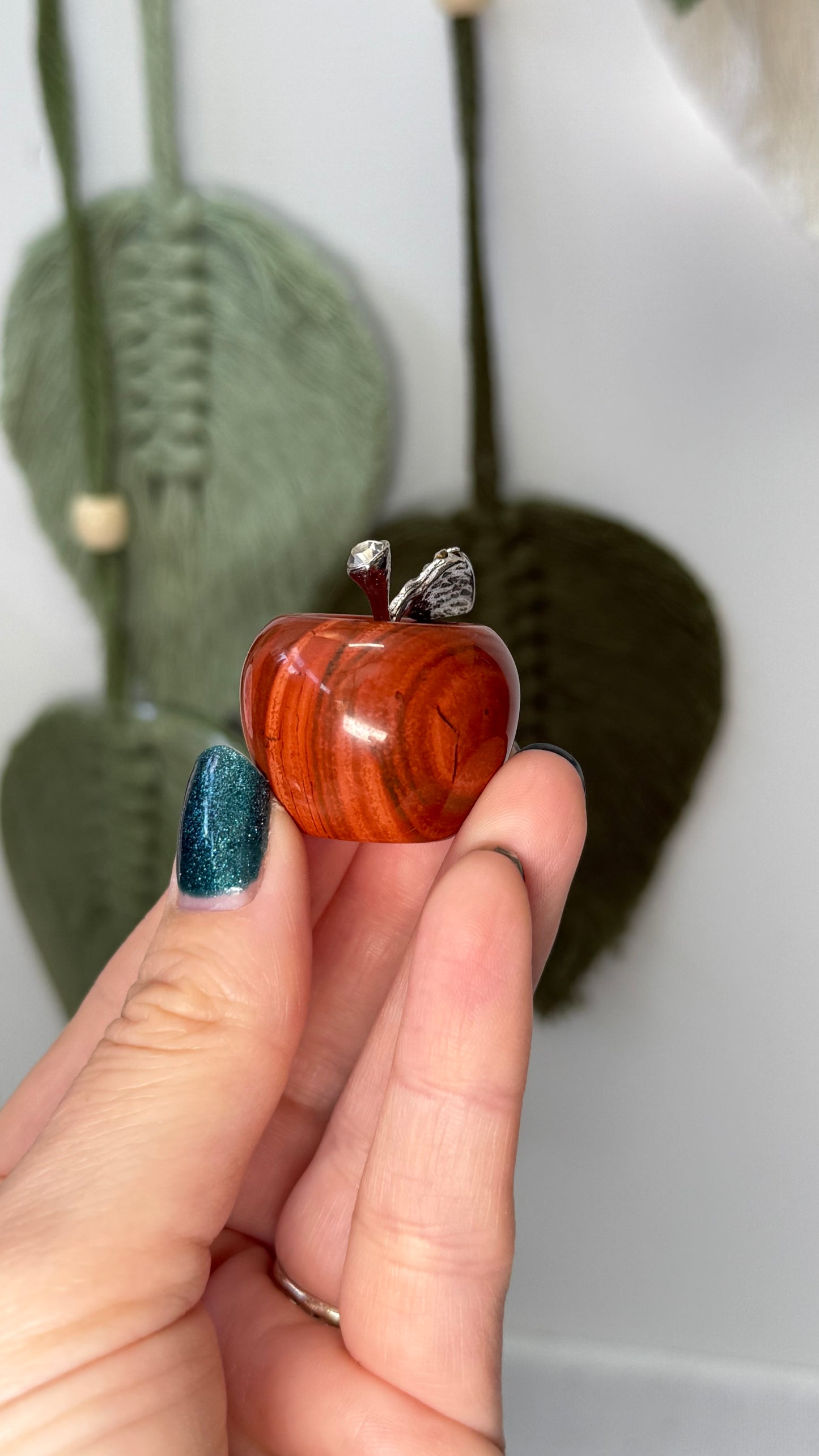 Red Jasper Apple