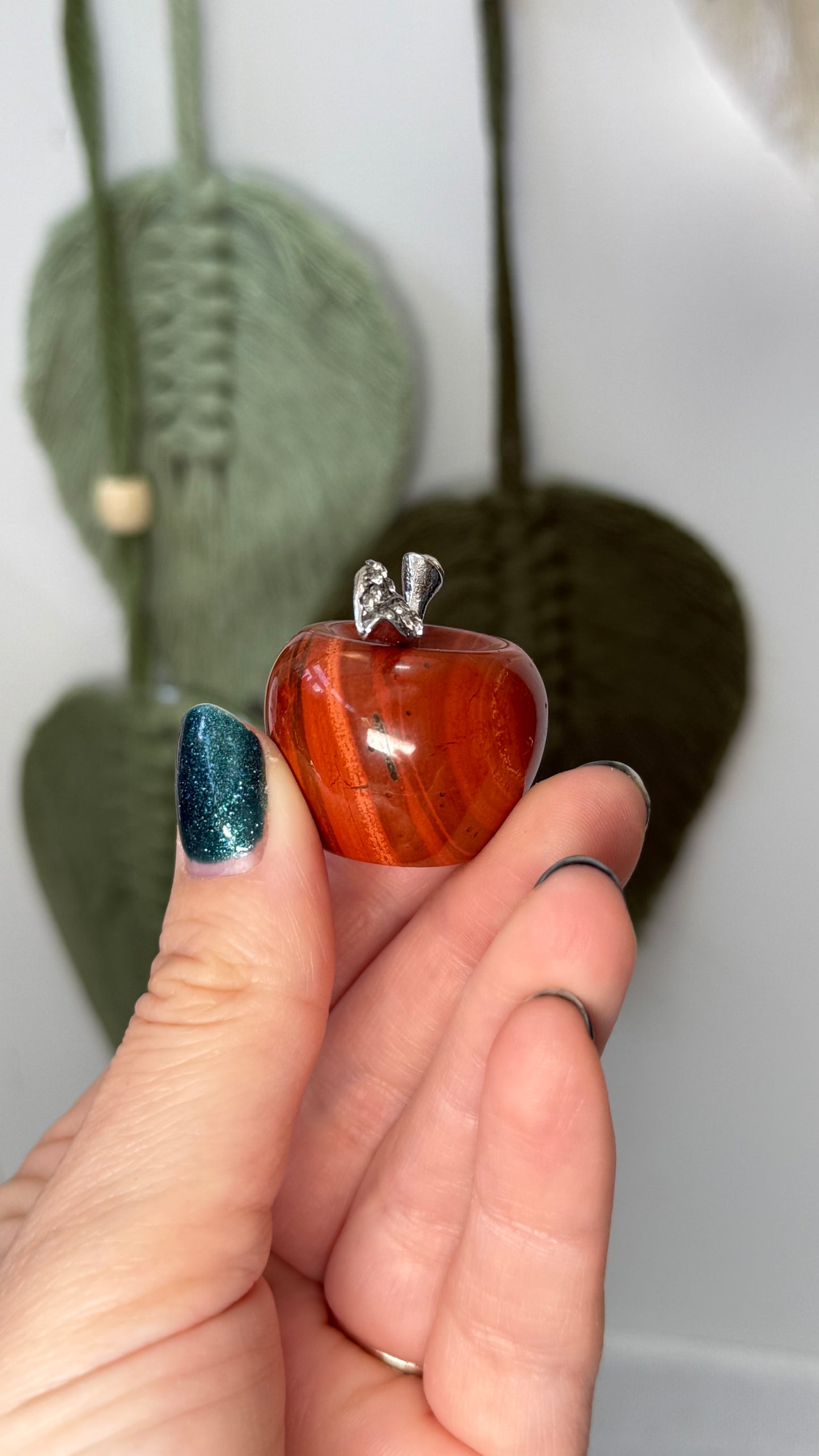 Red Jasper Apple
