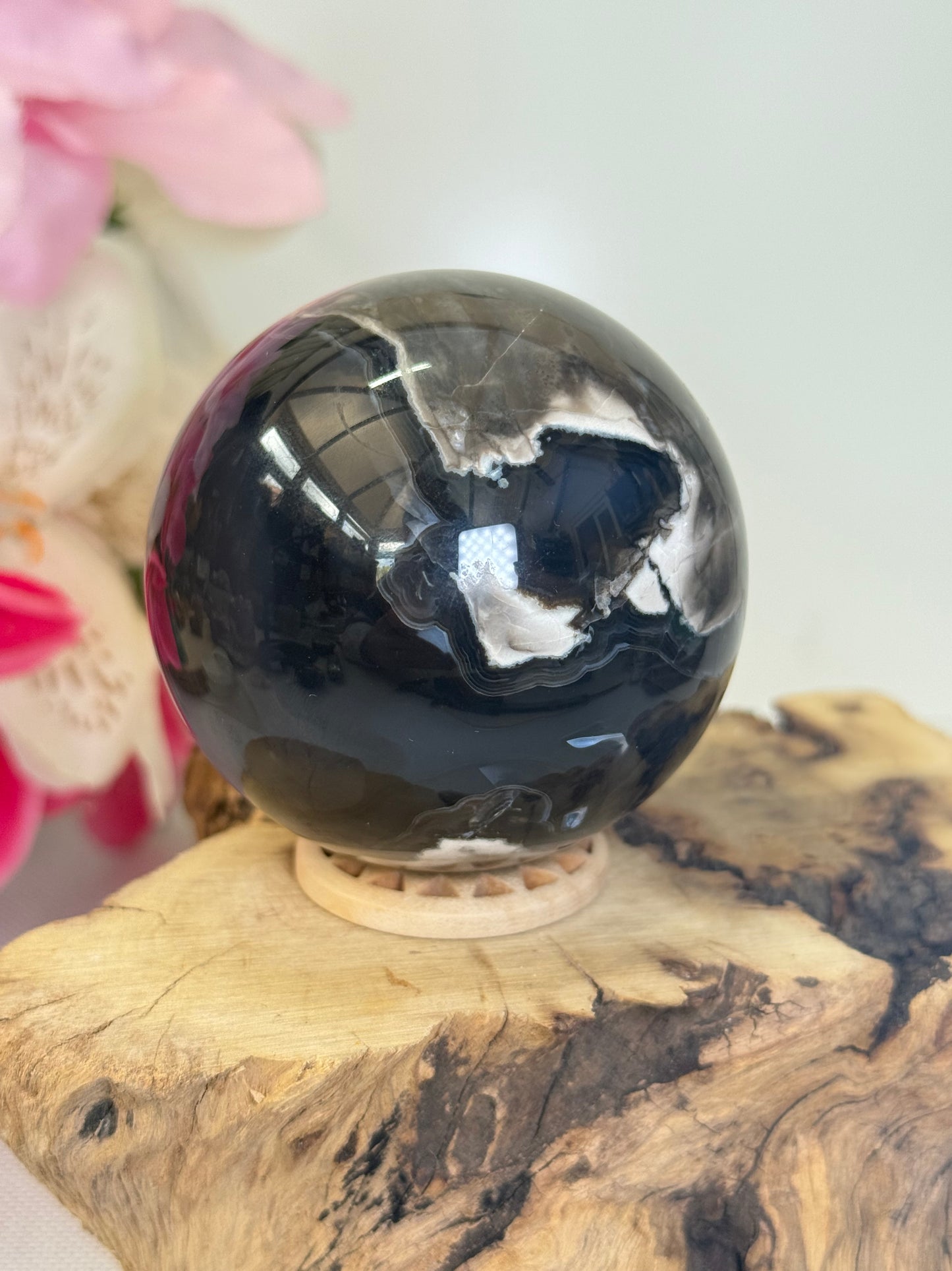 Volcano Agate Sphere (Amazing UV)