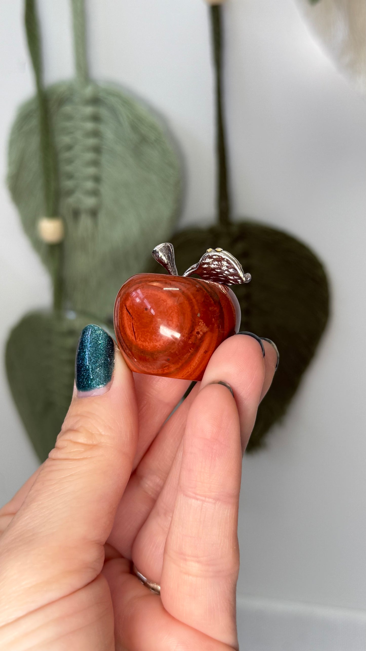 Red Jasper Apple