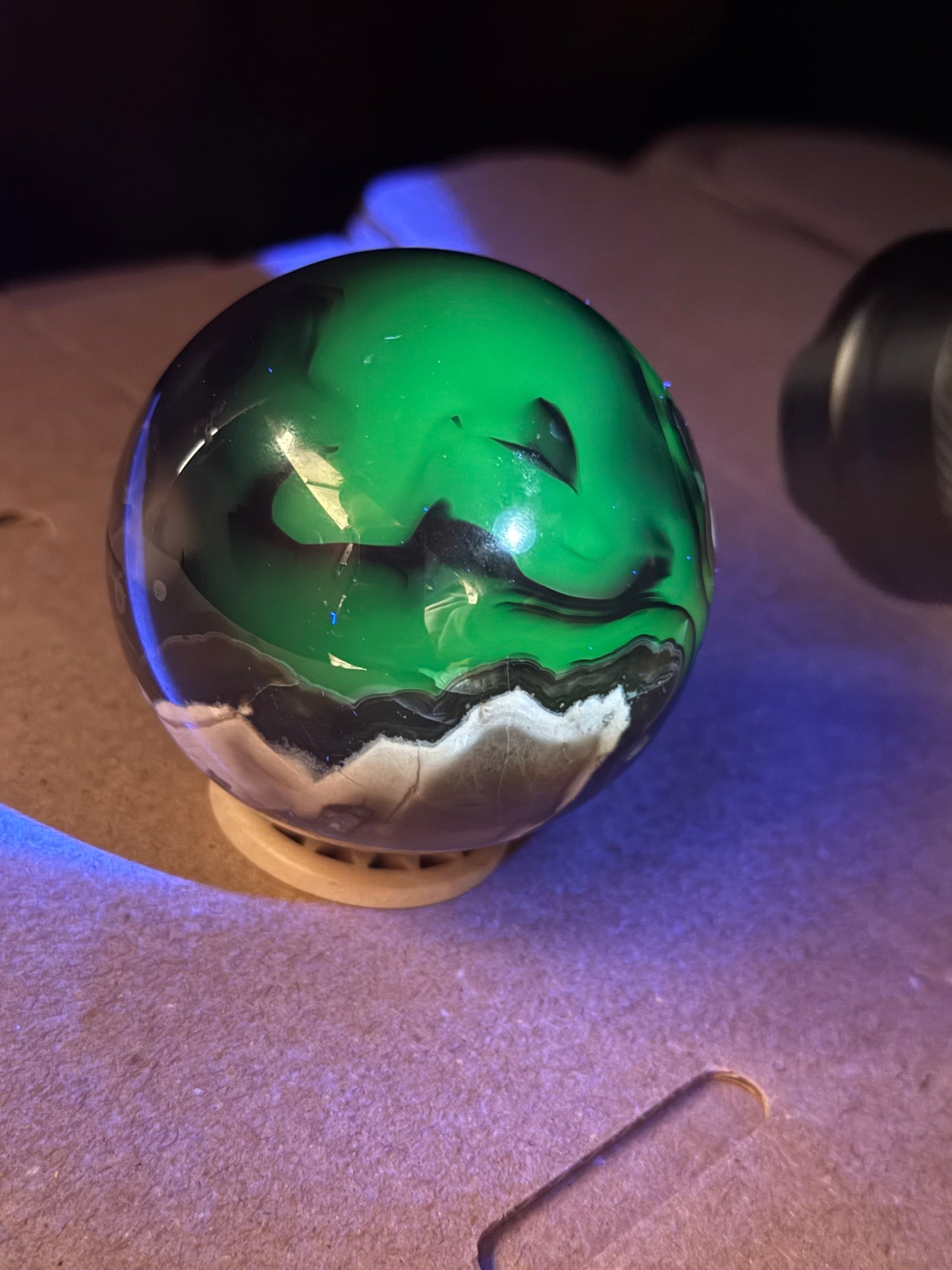 Volcano Agate Sphere (Amazing UV)