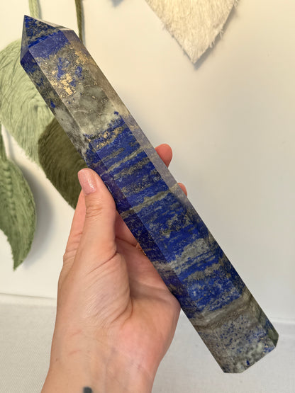 Large Lapis Lazuli Point