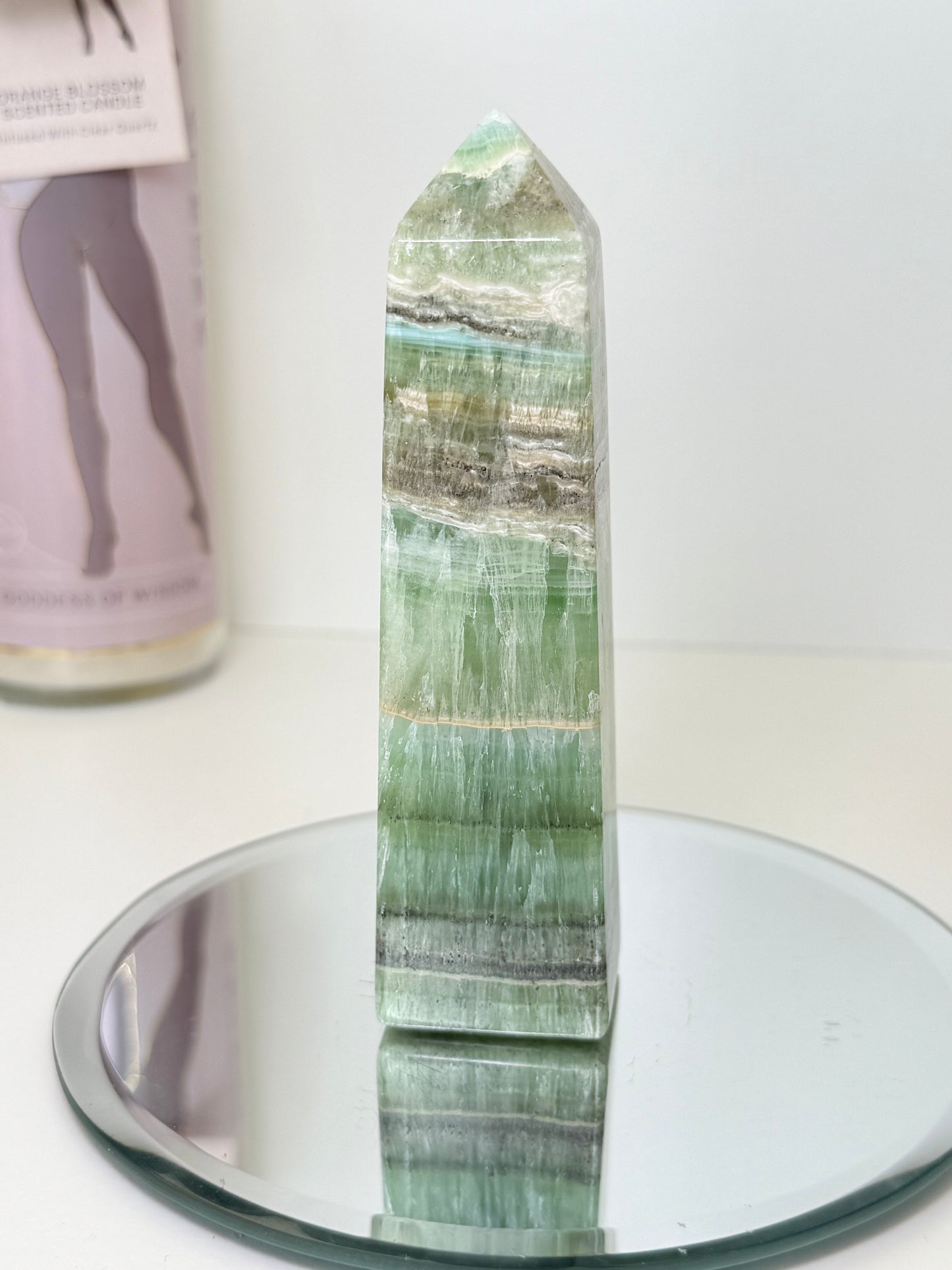 Kiwi Calcite Tower