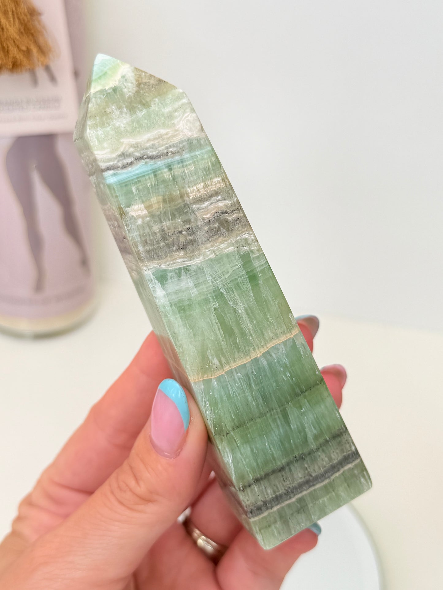 Kiwi Calcite Tower