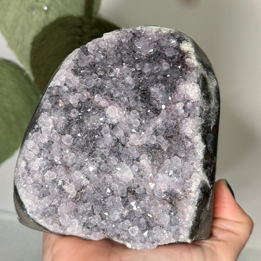 Large Amethyst Cut Base