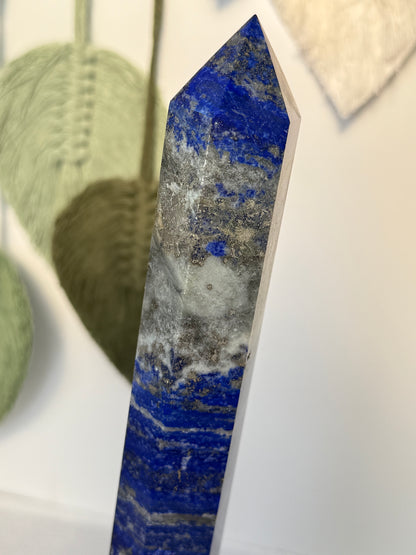 Large Lapis Lazuli Point