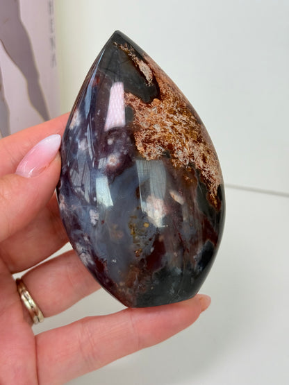 Chalcedony Flame (West Java Indonesia)