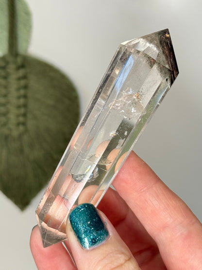 Clear Quartz Vogel Wand With Garden