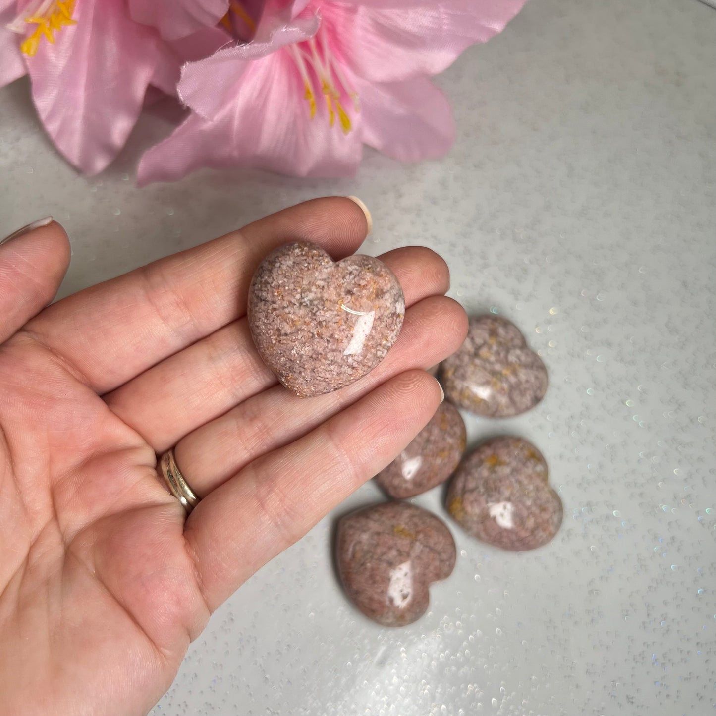 3cm Pink Petal Agate Heart