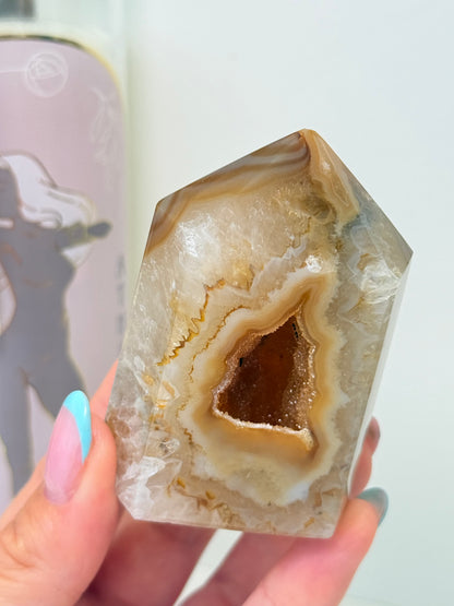 Brazilian Agate Tower