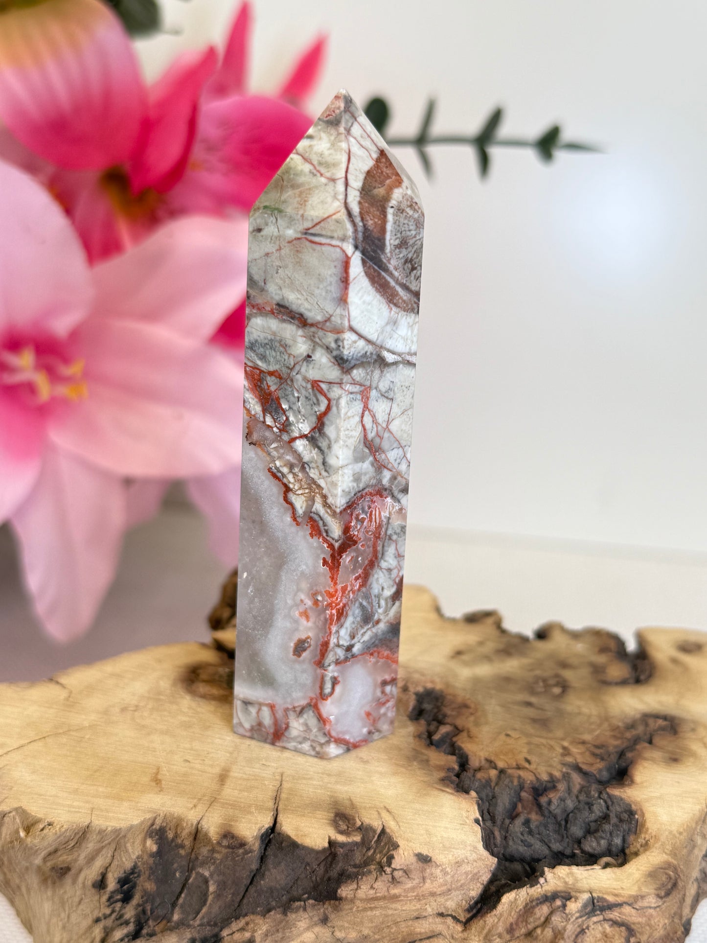 Money Agate With Quartz Point