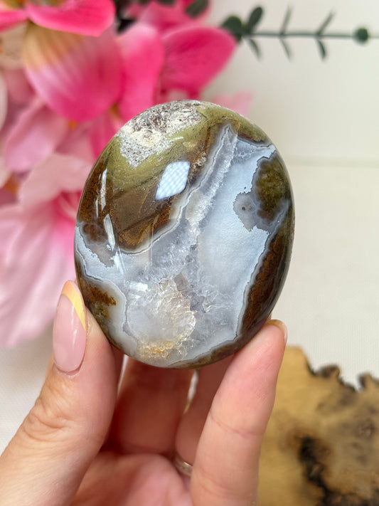 Scenic Moss Agate Palm Stone (Indonesia)