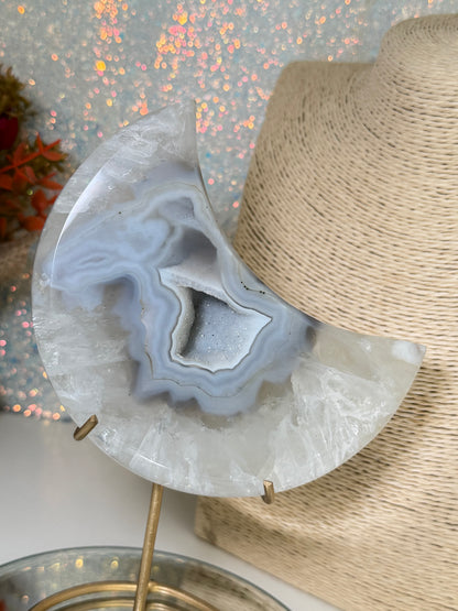 Druzy Agate Moon With Stand