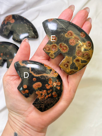 Peanut Obsidian Zuni Bears