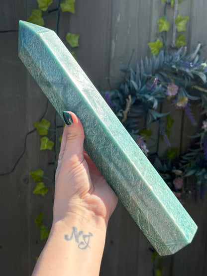 XL Amazonite Point 1.3kg 32cm