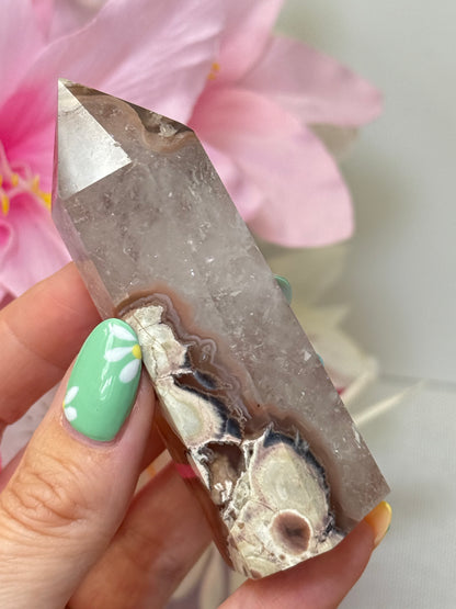 Money Agate With Quartz Point
