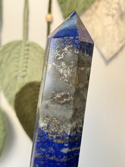 Large Lapis Lazuli Point
