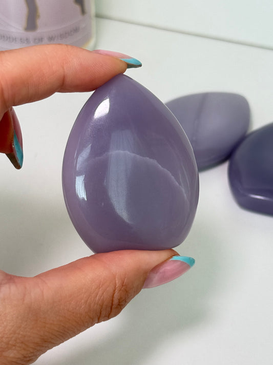 Yttrium (Lavender) Fluorite Flames
