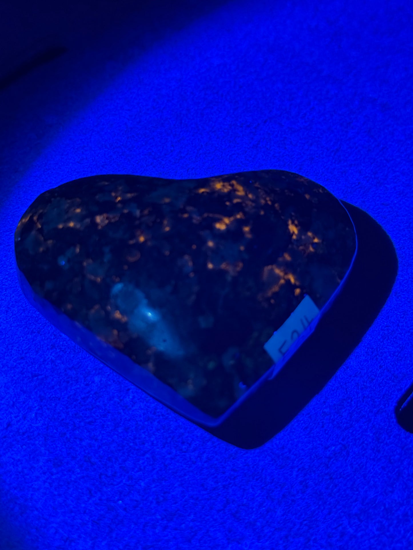 Eudialyte Heart (Russia)