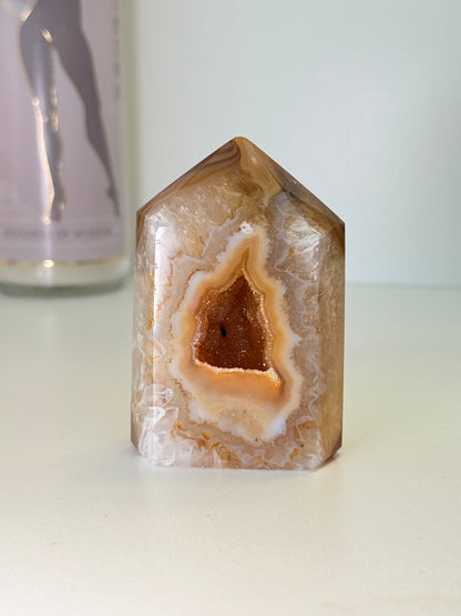 Brazilian Agate Tower