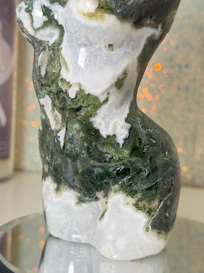 Large Moss Agate Lady Body