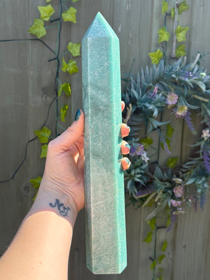 XL Amazonite Point 1.3kg 32cm