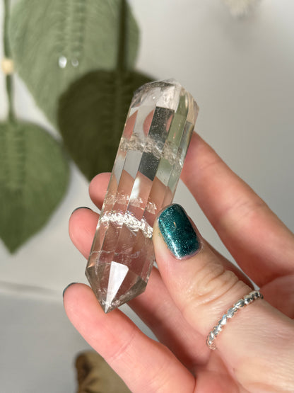 Clear Quartz Vogel Wand With Garden
