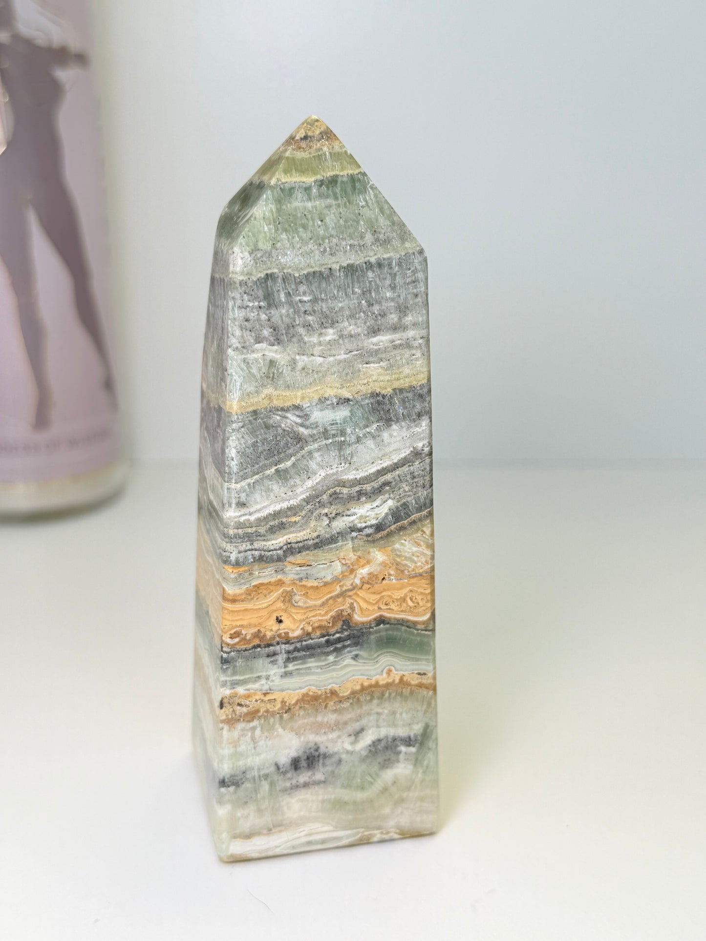 Kiwi Calcite Tower