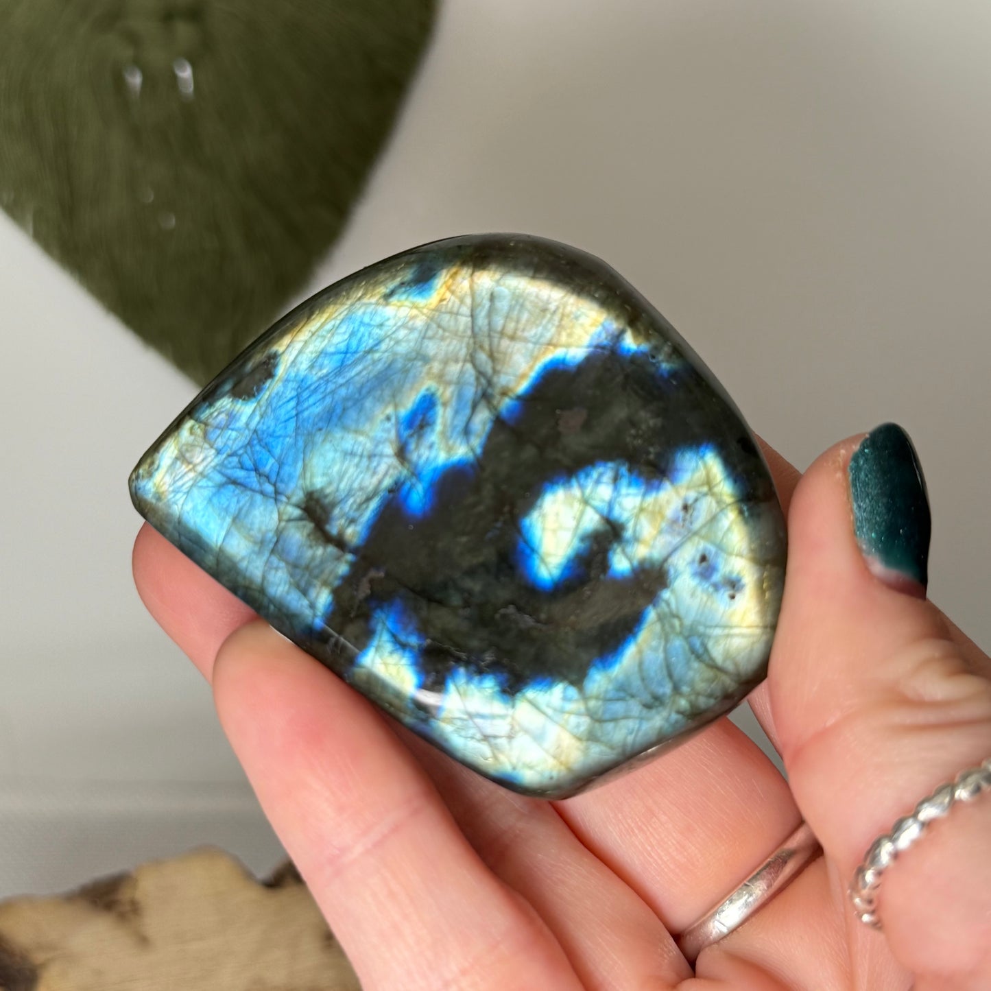 Labradorite Freeform