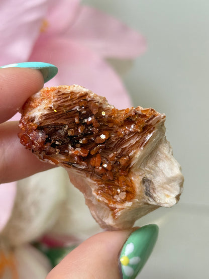 Vanadinite on Barite (Self Standing)