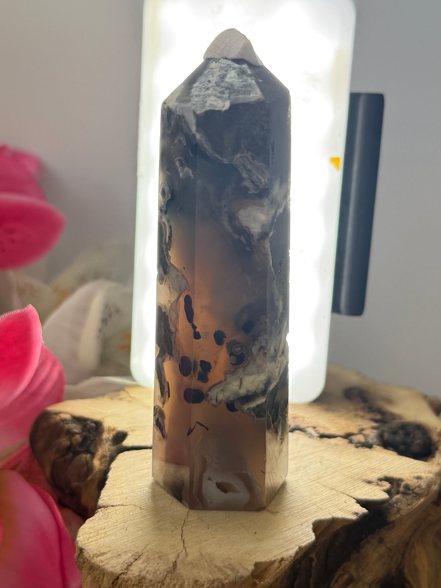 Volcano Agate Point