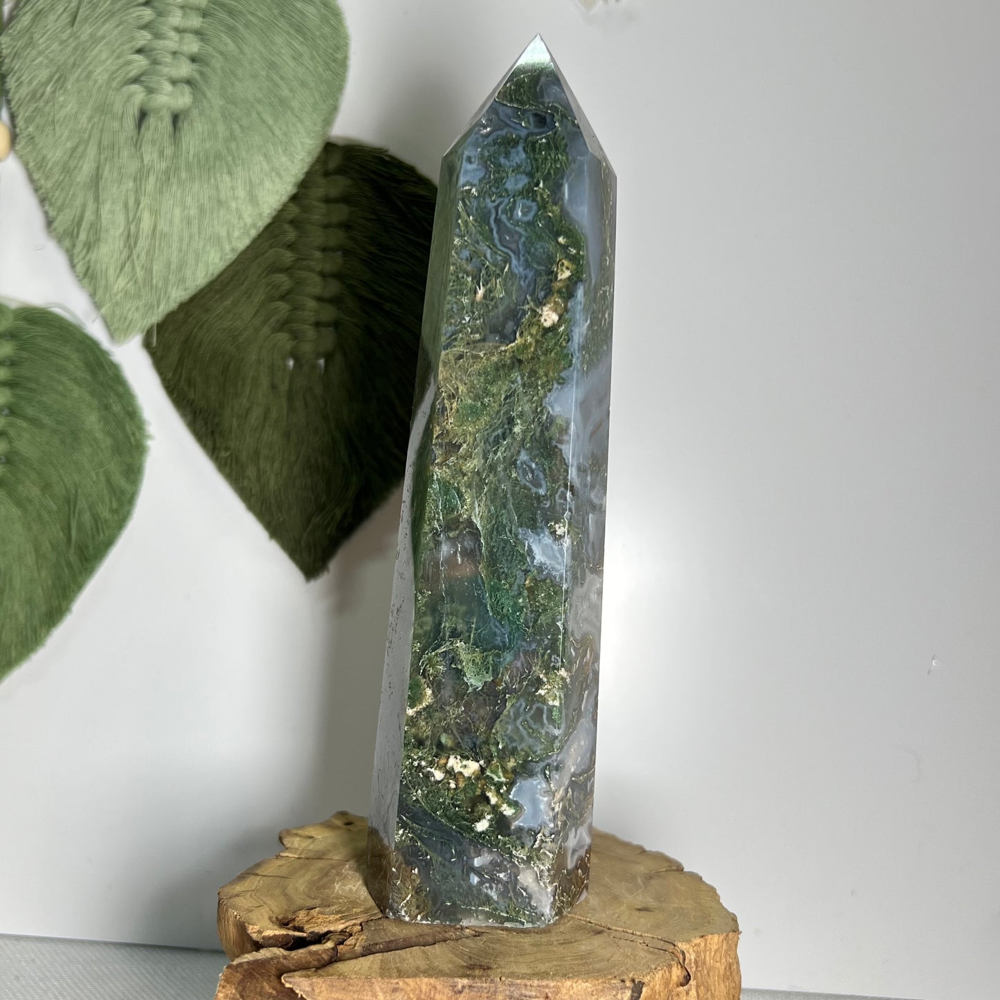 Large Moss Agate Point