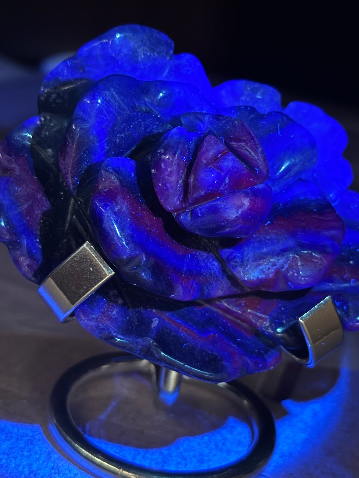 Black Rose Fluorite Rose With Stand