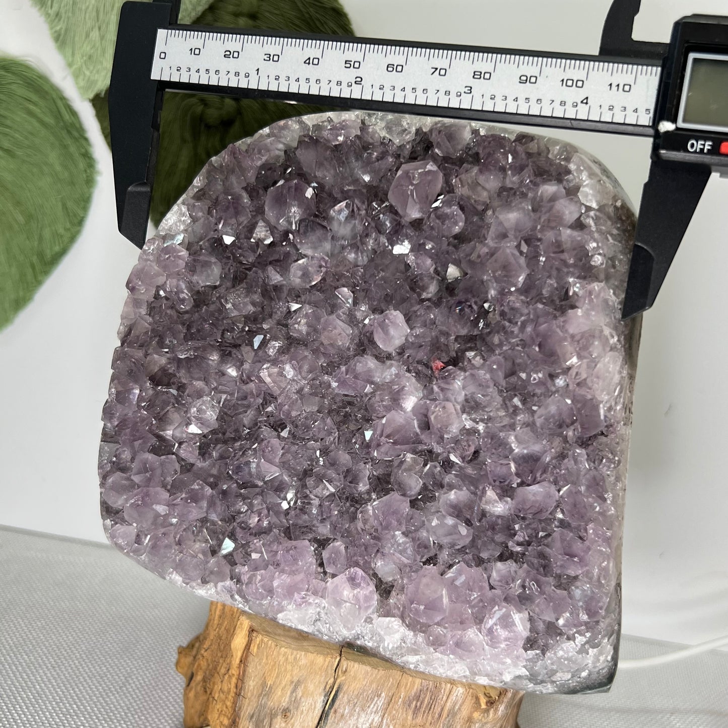 Large Amethyst Cut Base 2.4kg