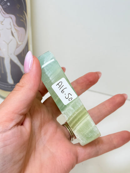 Pistachio Calcite Cloud