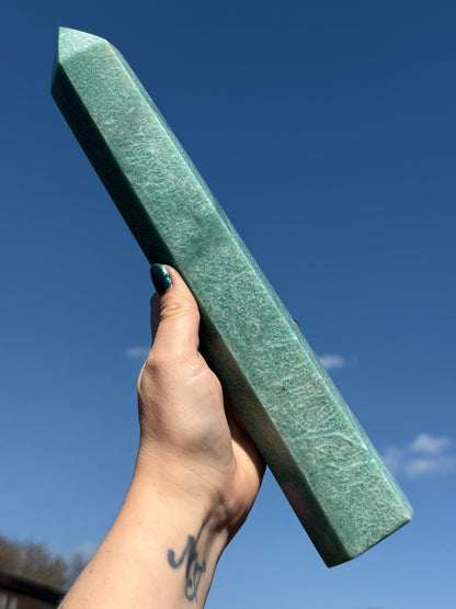 XL Amazonite Point 1.3kg 32cm