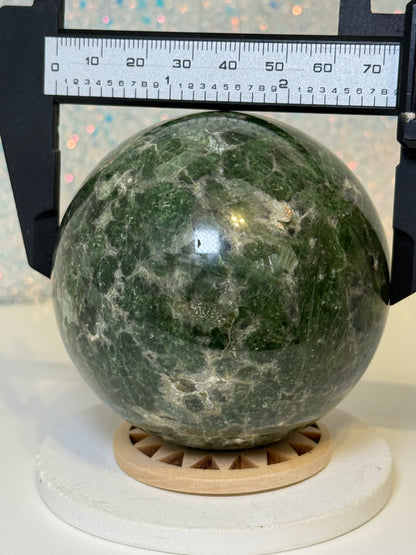 Diopside Sphere