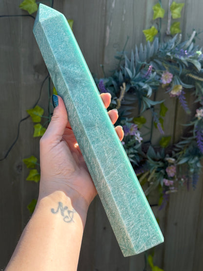 XL Amazonite Point 1.3kg 32cm