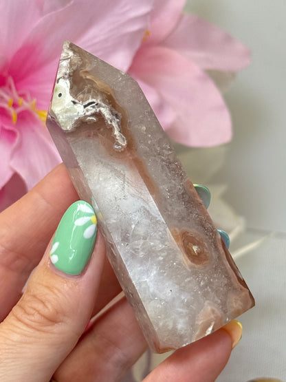 Money Agate With Quartz Point