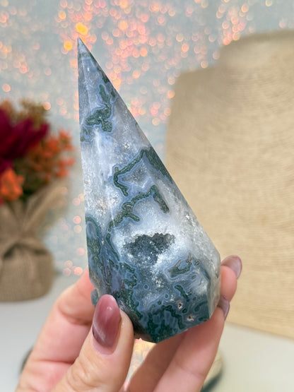 Moss Agate Diamond Point