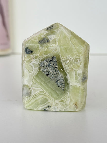 Green Maligano Jasper Domino Tower