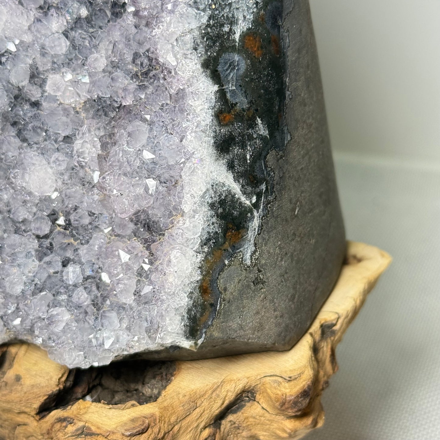 Large Amethyst Cut Base