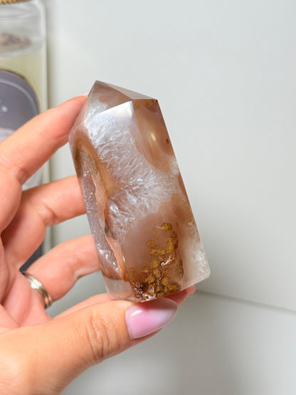 Brazilian Agate Tower