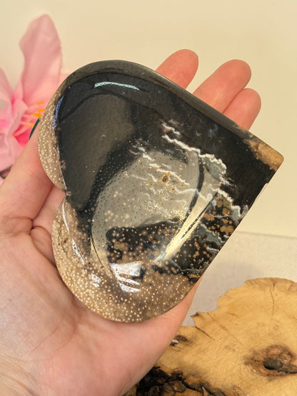 Large Palm Root Heart