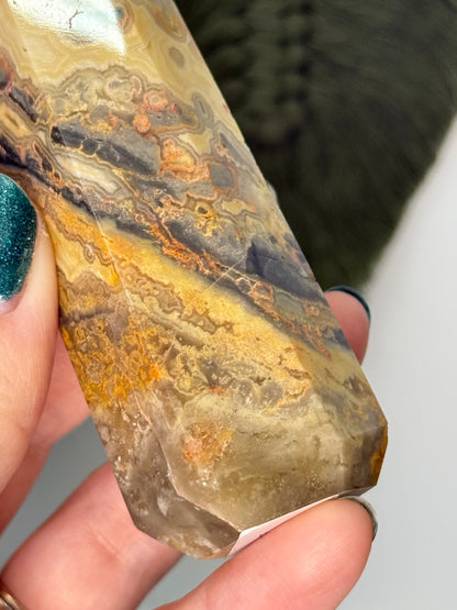 Crazy Lace Agate Point