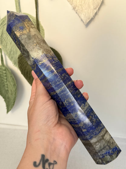 Large Lapis Lazuli Point
