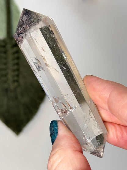 Clear Quartz Vogel Wand With Garden