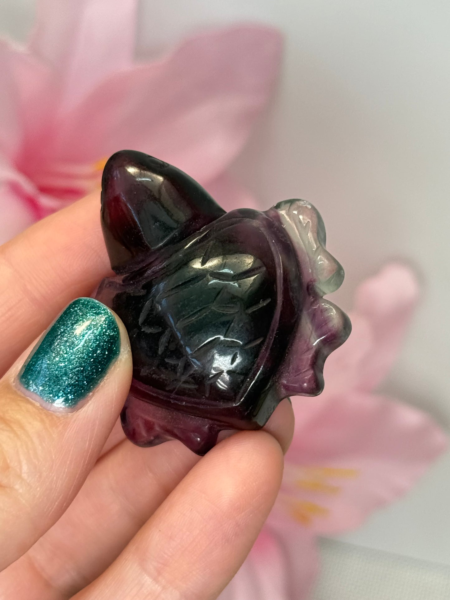 Fluorite Turtle (Minor Damage)