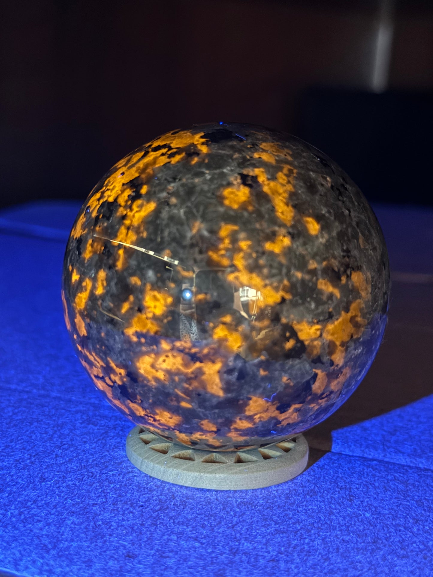Yooperlite Sphere